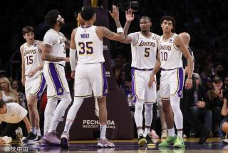 键时刻为球 键时刻为球